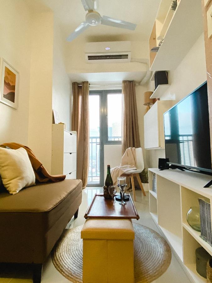 Fame Residences Tower-1 Unit 3207 In Mandaluyong 1 Bedroom W Balcony City View مانيلا المظهر الخارجي الصورة